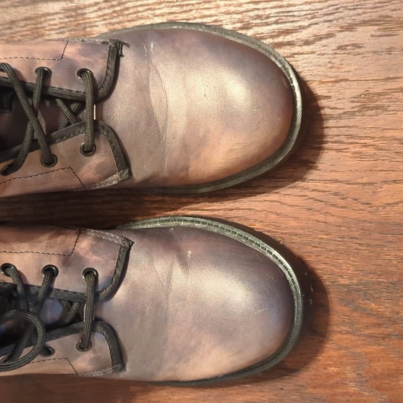 Unisex Combat-Style Boots with Horse Graphic - Picture 8 of 10